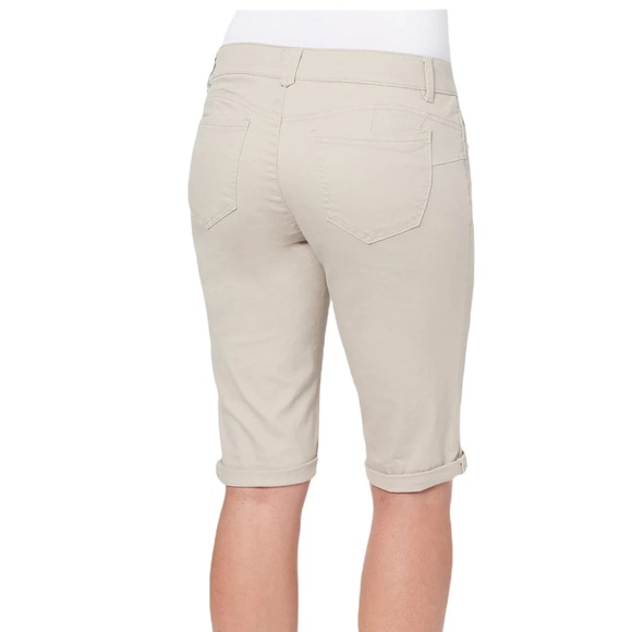 Democracy Flax Ab Solutions Bermuda Shorts - Picture 3 of 10